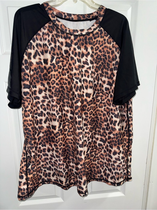 Other - Cheetah Print Plus Size Rash Guard